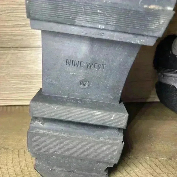 Women’s Nine West Slip On Black And Gray Chunky Size 9m Boots - Picture 15 of 16